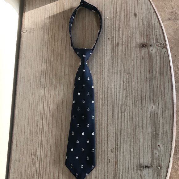 Gymboree Other - 🏈 Gymboree Boys Boat Tie